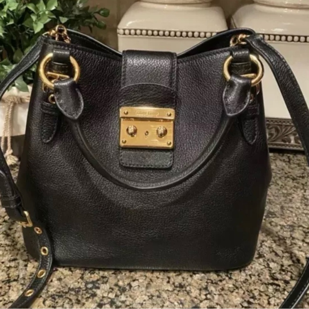 Miu Miu Black Handbag -Detachable Strap ￼